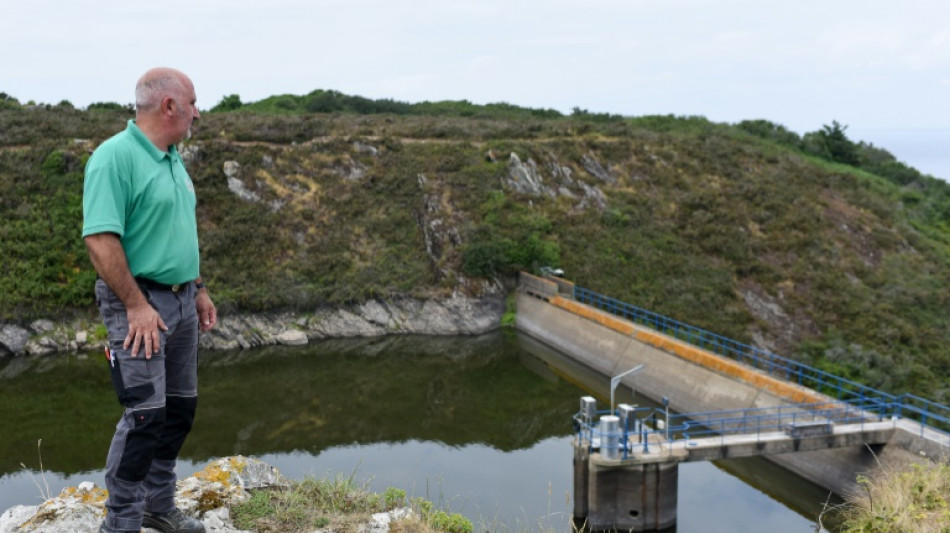 A Groix, la p&eacute;nurie d'eau plane sur la saison estivale