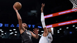 Giannis Antetokounmpo anota 35 puntos en el triunfo de los Bucks sobre los Sixers en la NBA