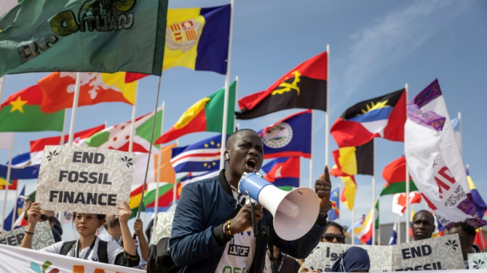 Cr&iacute;ticas al FMI y al BM por su lentitud para combatir el cambio clim&aacute;tico