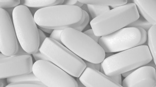 Sale la spesa per farmaci anti-tumore, 4,7 mld in Italia