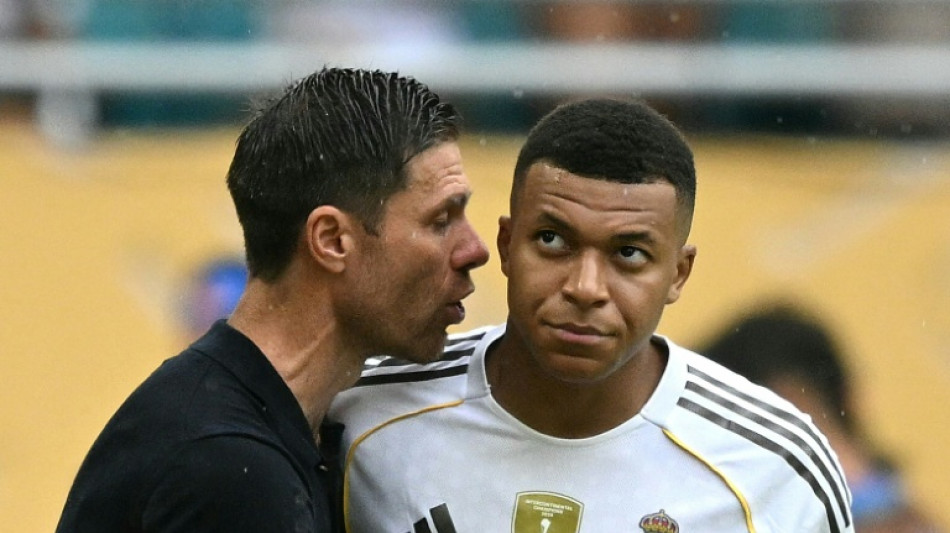 Real Madrid enfrenta Dortmund, velho conhecido do técnico Xabi Alonso, por vaga nas semis