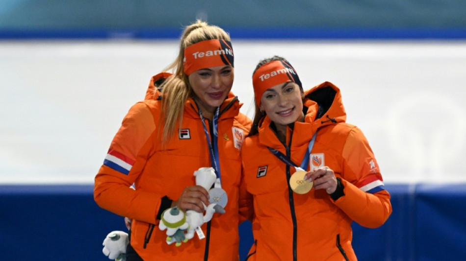 Kok beats Leerdam in Olympic rematch of Dutch speed skaters