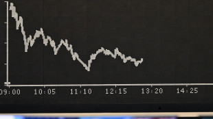 Borsa: Europa debole in chiusura, Parigi -0,91%, Londra -0,43%