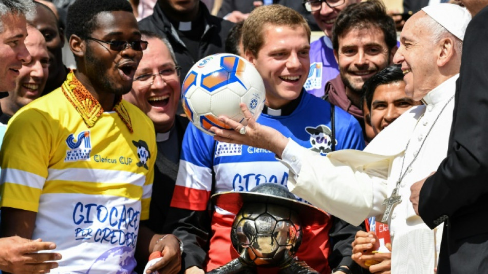 Libertadores e Sul-Americana ter&atilde;o minuto de sil&ecirc;ncio em homenagem ao papa Francisco