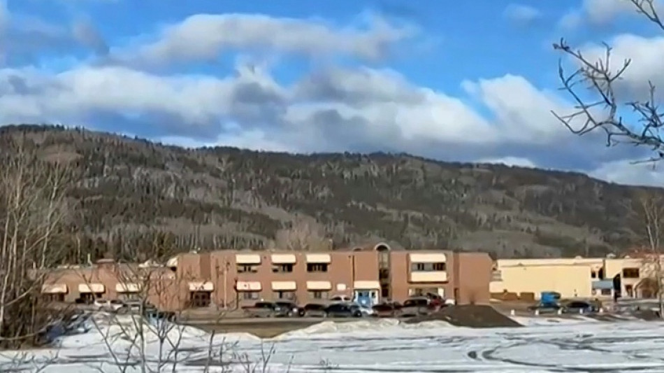 Un tireur ouvre le feu dans une &eacute;cole de l'ouest du Canada, neuf morts