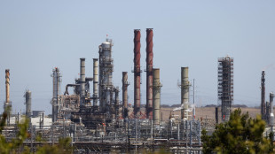 Il petrolio chiude in rialzo a New York a 59,69 dollari