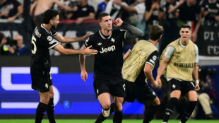 Com 8 gols no segundo tempo, Juventus e Borussia Dortmund empatam na Champions