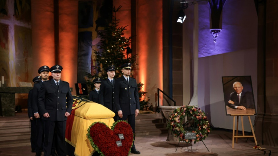 "Du hast gro&szlig;es geleistet": Merz w&uuml;rdigt in Trauerrede Sch&auml;ubles Lebenswerk