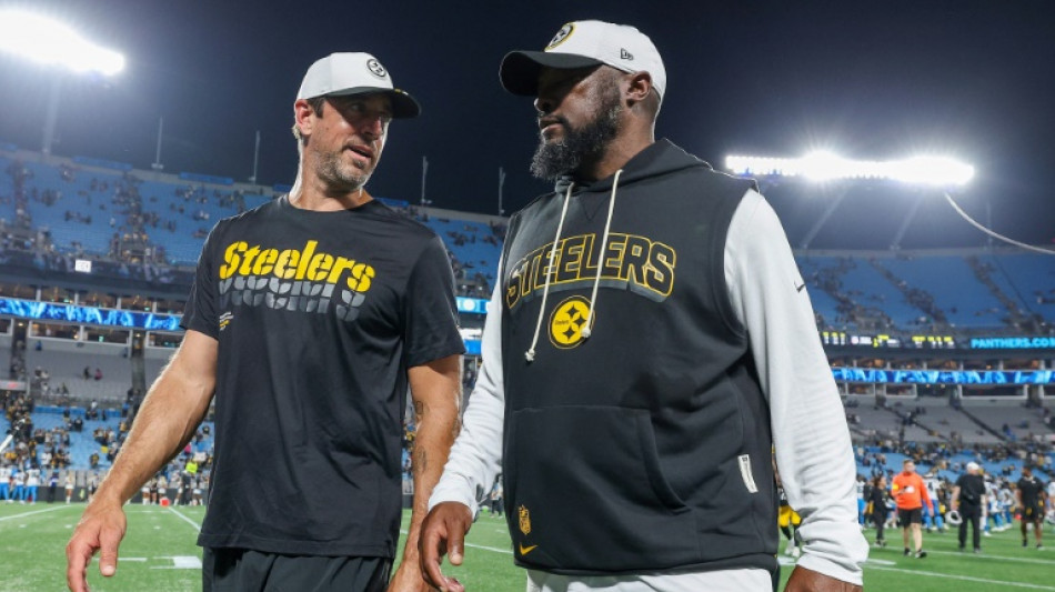 Steelers turn to 41-year-old Rodgers in search of NFL success