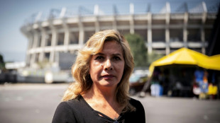 El Mundial de f&uacute;tbol amenaza el futuro de vendedores callejeros en M&eacute;xico