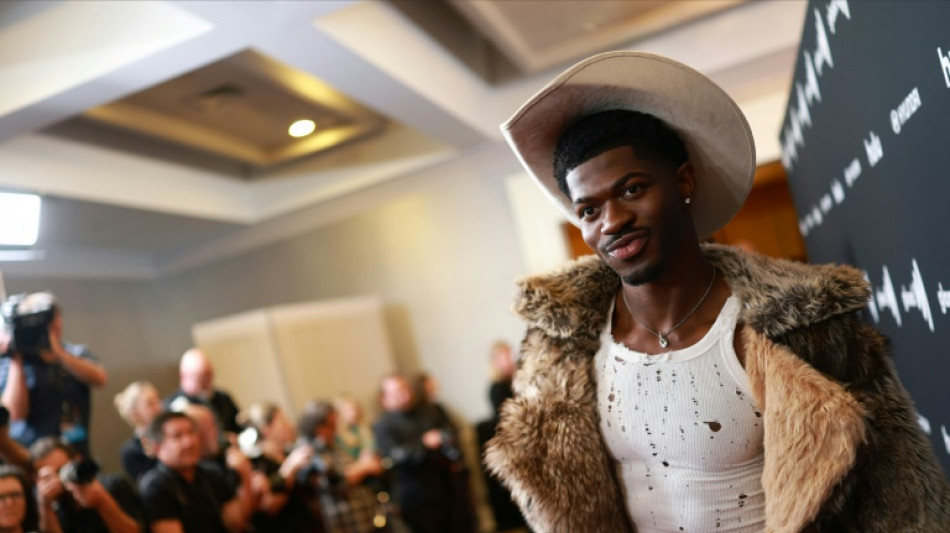 El rapero Lil Nas X fue arrestado tras deambular semidesnudo por Los &Aacute;ngeles