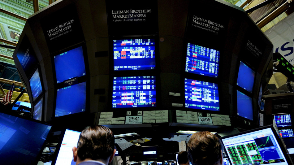 Wall Street apre in rialzo in attesa della Fed, Dj +0,10%, Nasdaq +0,45%