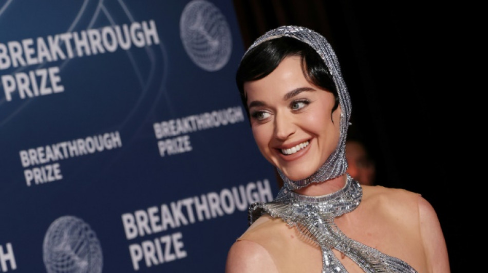 Katy Perry dans l'espace en vedette d'un vol 100% f&eacute;minin
