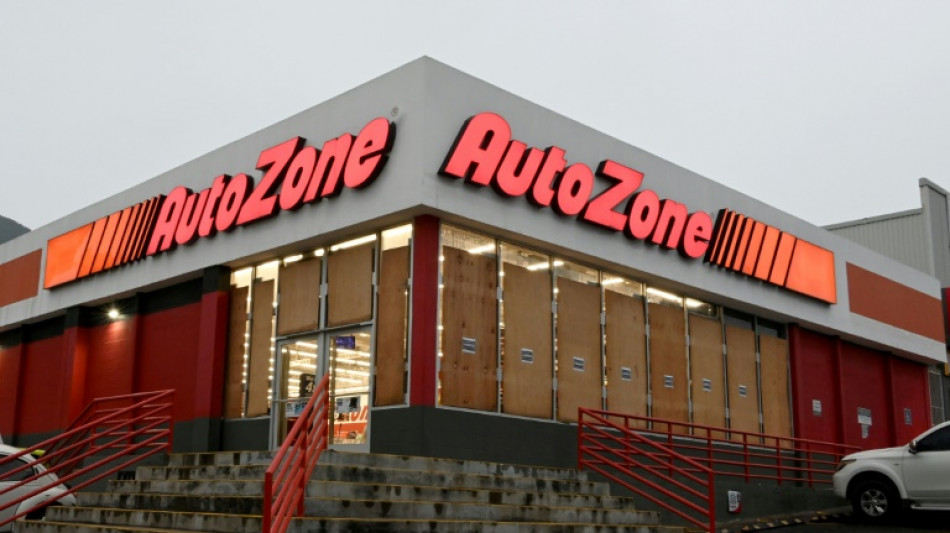 Hurac&aacute;n Otis pierde fuerza tras golpear el puerto mexicano de Acapulco