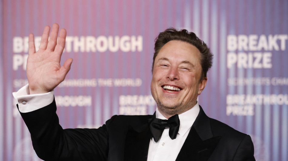 Musk vuole prepensionare la Iss, da deorbitare 'entro 2 anni'