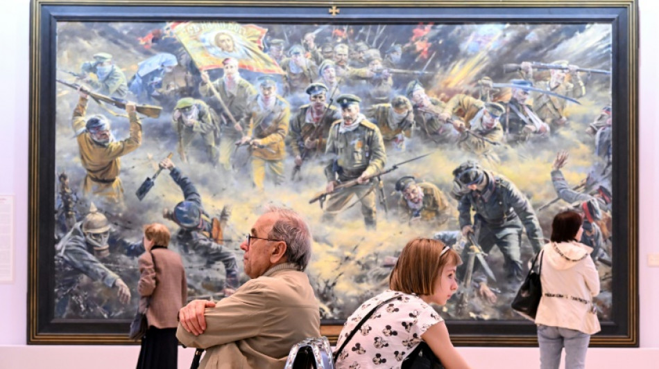 Una exposici&oacute;n en Mosc&uacute; transforma la guerra en arte de exaltaci&oacute;n patri&oacute;tica