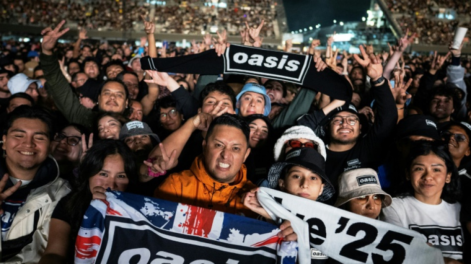 Ticketmaster agrees clearer prices after Oasis probe