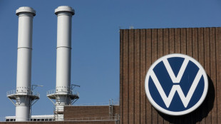 Volkswagen considera fechar f&aacute;bricas na Alemanha para reduzir custos