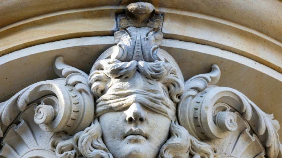 Gericht urteilt in Coronastreit von Julia Neigel mit Land Sachsen gegen S&auml;ngerin