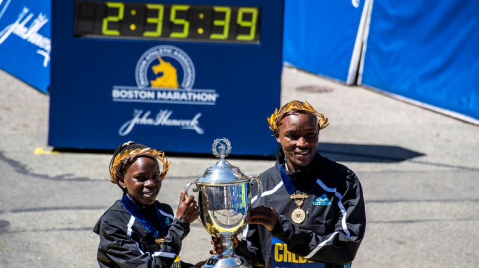Jepchirchir et Chebet, reine et roi k&eacute;nyans au marathon de Boston