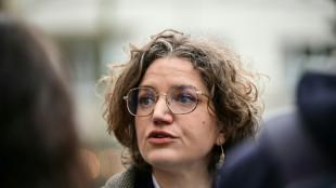 Eaux min&eacute;rales: l'&eacute;cologiste Marie Toussaint r&eacute;clame le retrait des bouteilles d'eau Nestl&eacute;