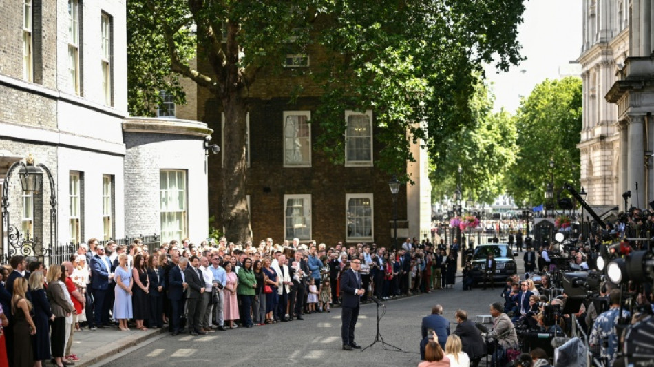 Neuer britischer Premier Burnham tritt Amt an und benennt Minister 