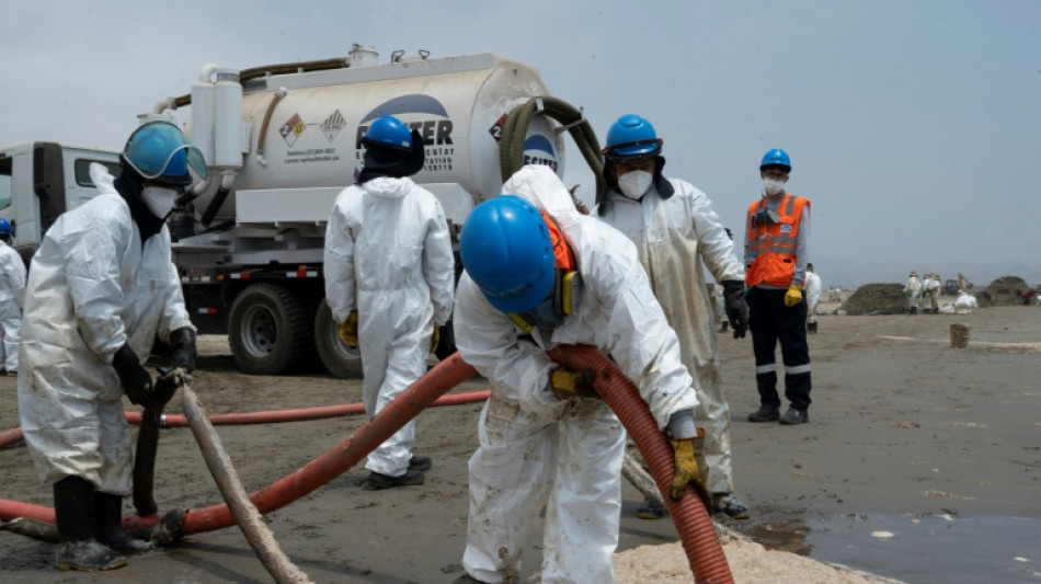 Per&uacute; reclutar&aacute; a voluntarios para limpiar el crudo derramado en las playas