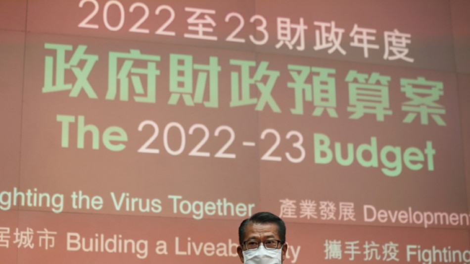 Hong Kong entregar&aacute; casi 22.000 millones de d&oacute;lares en ayudas por la pandemia