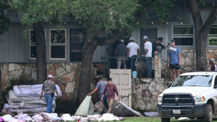 Zahl der Todesopfer nach Flutkatastrophe in Texas auf &uuml;ber 100 gestiegen
