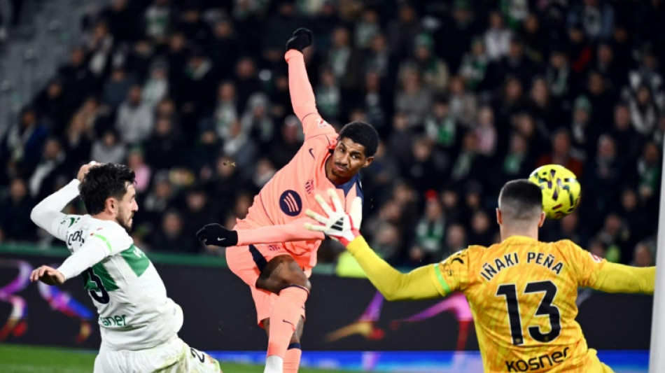 Barca wasteful but beat Elche to extend Liga lead