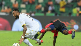 Cape Verde islanders win to stay on course for World Cup debut