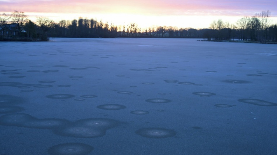 Chutes de neige dans l'ouest de la France, 26 d&eacute;partements en vigilance orange