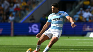 Argentina choose Carreras over Albornoz at fly-half