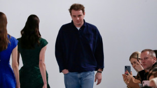 Jonathan Anderson da sus primeros pasos con Dior en la Semana de la Moda parisina