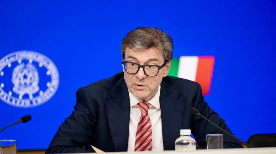 Giorgetti, 'giudizio S&P premia serietà governo Italia'