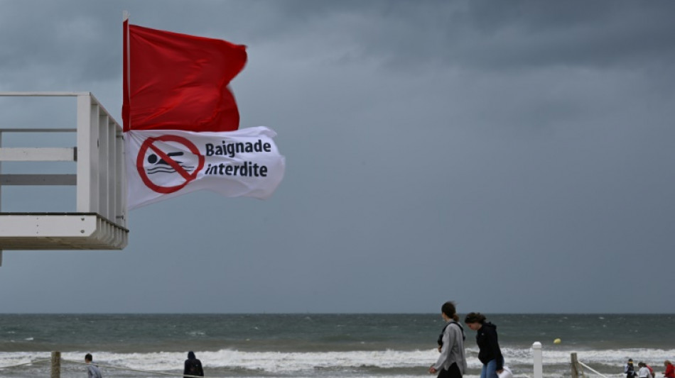 Bond des noyades en France: les autorit&eacute;s appellent &agrave; respecter les interdictions de baignade