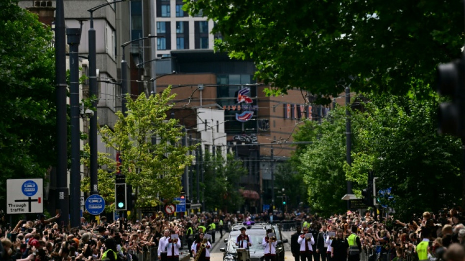 "Merci Ozzy": à Birmingham, dernier hommage des fans à Ozzy Osbourne