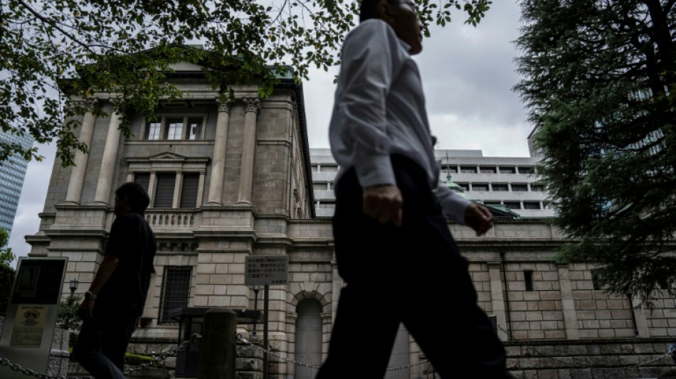 Asian stocks track Wall St rally as oil prices drop