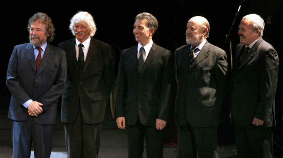 Tras 55 a&ntilde;os, grupo argentino Les Luthiers se despide de los escenarios