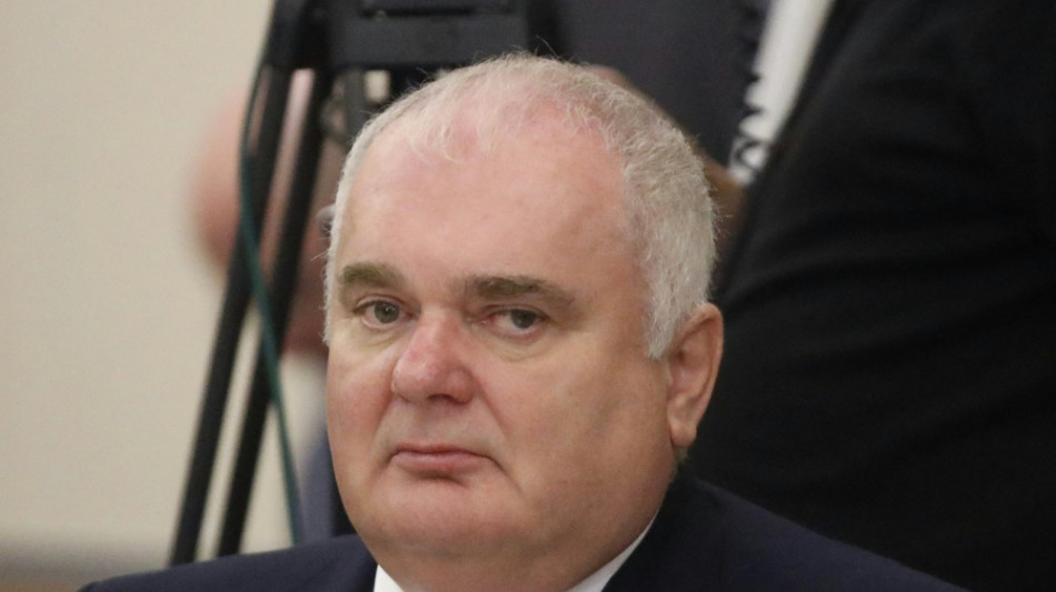 Gazprom-Vertreter Warnig verl&auml;sst Schalker Aufsichtsrat - Verein in Beratungen