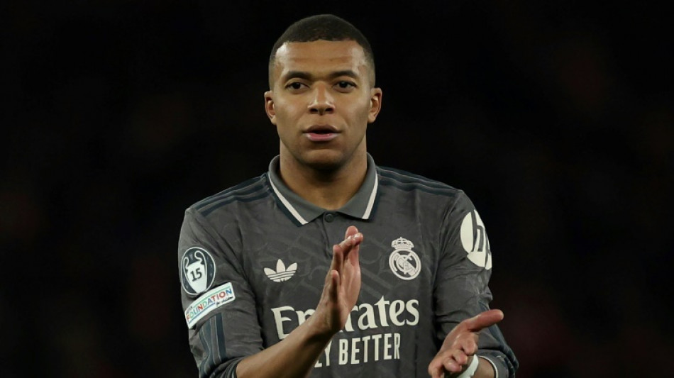 Mbapp&eacute; acc&eacute;l&egrave;re et fait saisir 55 millions d'euros sur les comptes du PSG