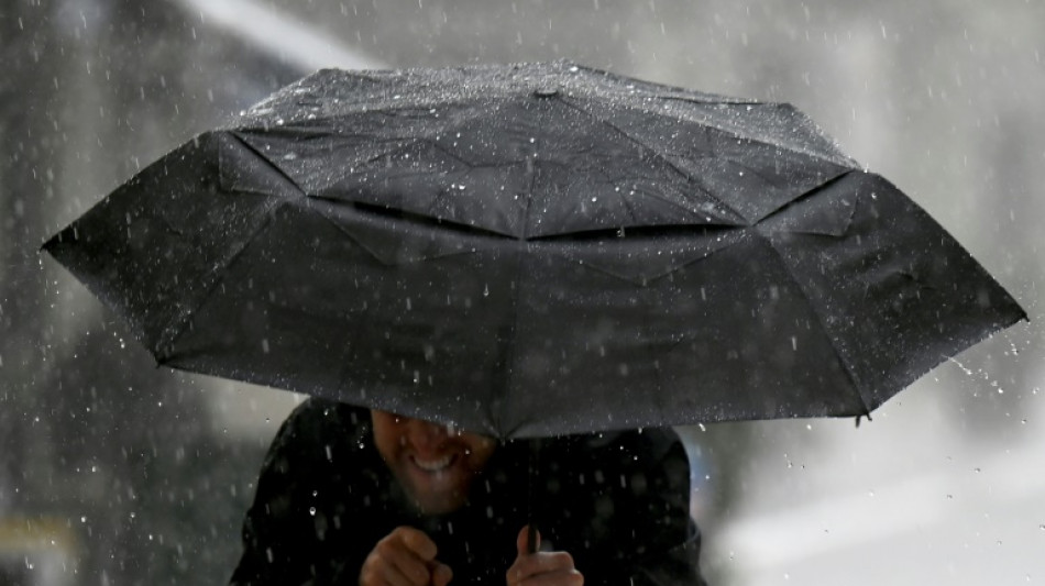 Dauerregen sorgt in Nordrhein-Westfalen f&uuml;r zahlreiche Feuerwehreins&auml;tze