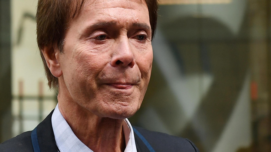 Cliff Richard rivela le cure per un cancro alla prostata dopo il discorso di re Carlo