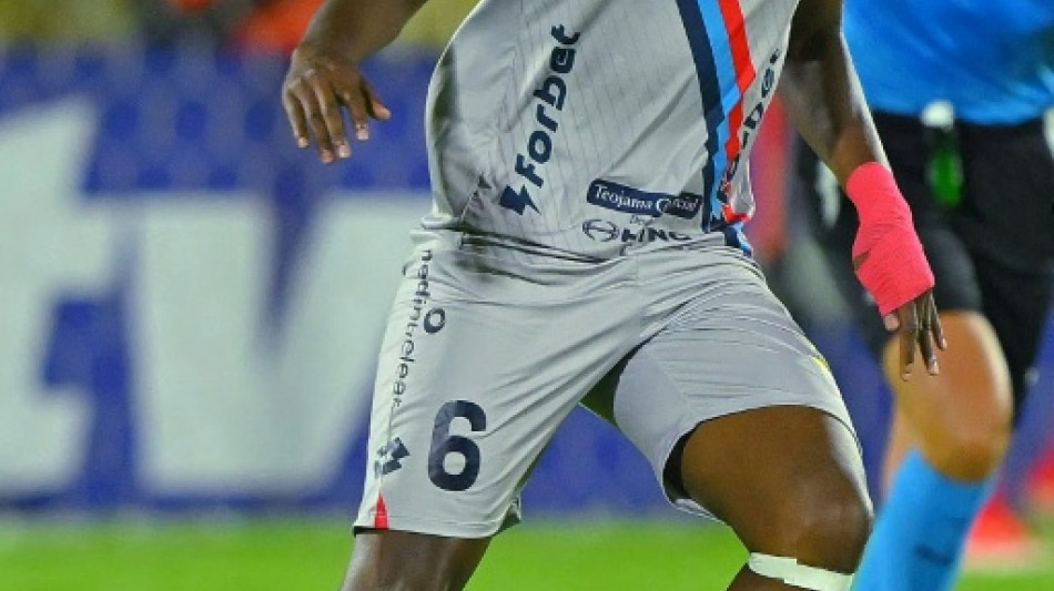 El futbolista ecuatoriano Marcos Olmedo muere en un accidente de tr&aacute;nsito