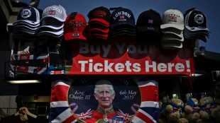 Carlos III, un rey viejo que deja indiferentes a muchos j&oacute;venes