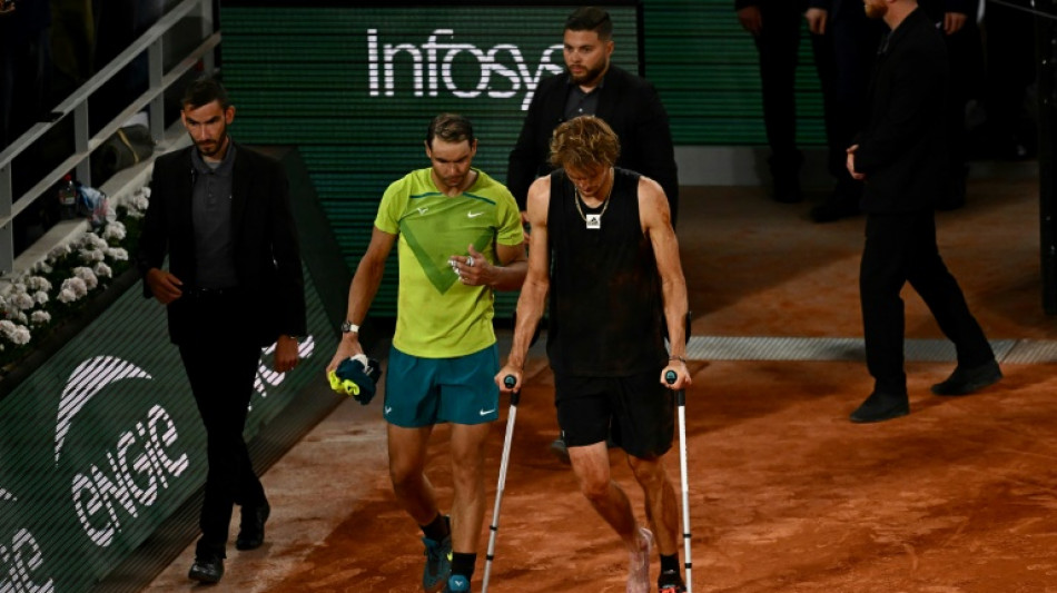 Roland-Garros: Nadal en finale apr&egrave;s l'abandon de Zverev, cheville tordue