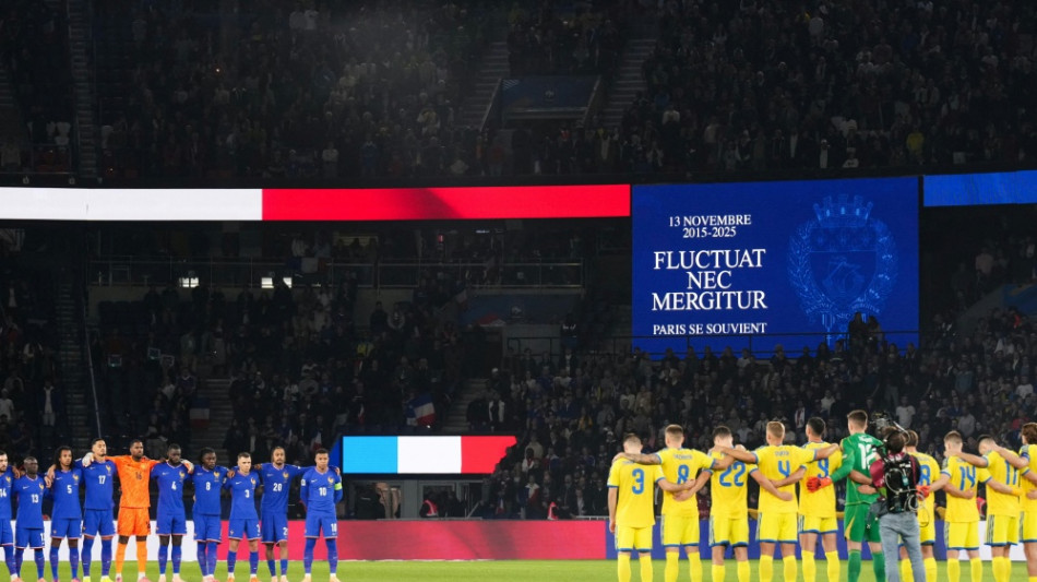 Am Jahrestag des Terrors: Mbappé führt Frankreich zur WM