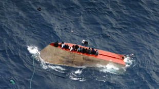 Naufr&aacute;gio deixa mais de 70 desaparecidos no Mediterr&acirc;neo, dizem ONGs