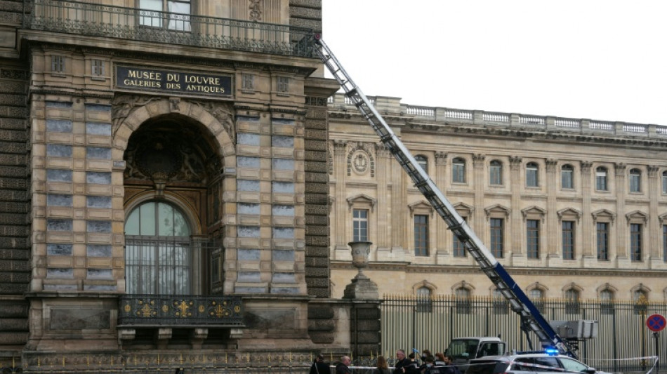 Staatsanwaltschaft meldet f&uuml;nf weitere Festnahmen beim Louvre-Diebstahl