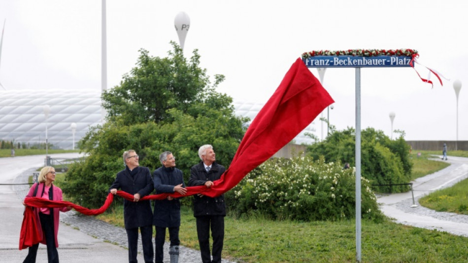 Ehrung f&uuml;r "Kaiser" in M&uuml;nchen: Allianz-Arena liegt nun am Franz-Beckenbauer-Platz